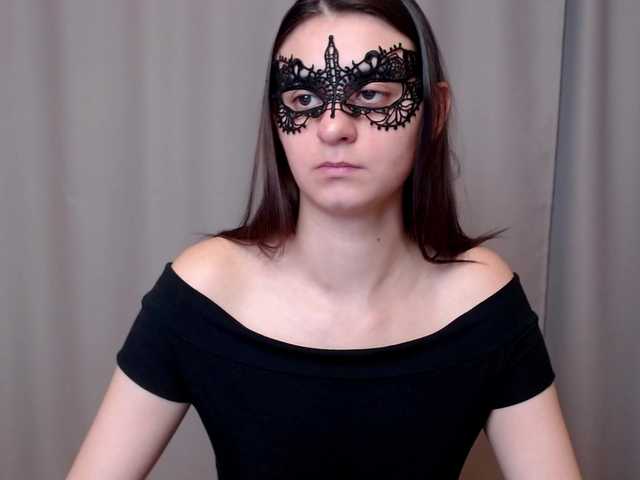 Fényképek sweet_voice Hi) I like to watch the camera and comment on it out loud (or I can in a personal chat). Before private or c2c, write to a personal chat and we will discuss what you want to see or hear)