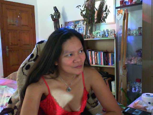 Fényképek fantasi37 Hello friends,i am totally open here i hope you can tip me too so it will make me more wet and excited to play for all of you..love angel