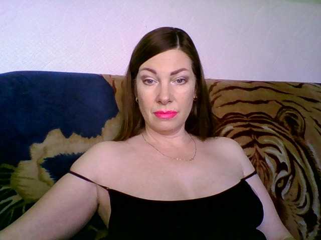 Fényképek jannina show chest 50 current, look at the camera for 20, mutual subscription 5 current