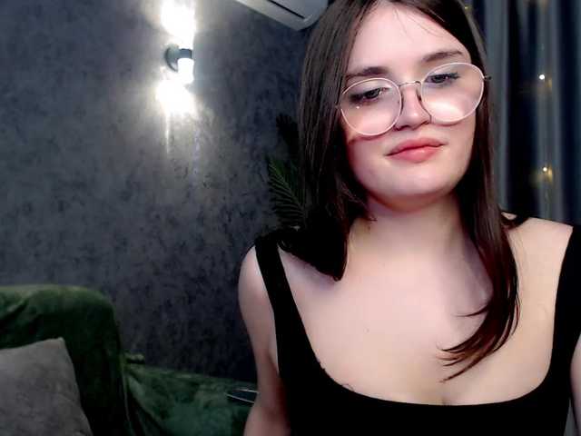 Fényképek MelodyGreen Hi everyone! Let's get wild today like real adults :) (づ￣ 3￣)づ #bigboobs #lovense #cum #young #natural