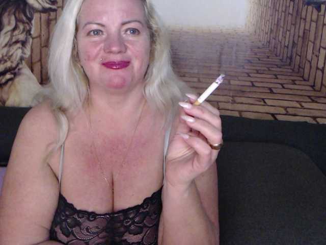 Fényképek Natalli888 #bbw#curvy#foot-fetish#dominance#role-playing #cuckolds Hello! Domi from 11 token. I like Ultra Hot, I'm natural ,11416977101300500999. All complemented by Tip Menu.PM 50 token and private
